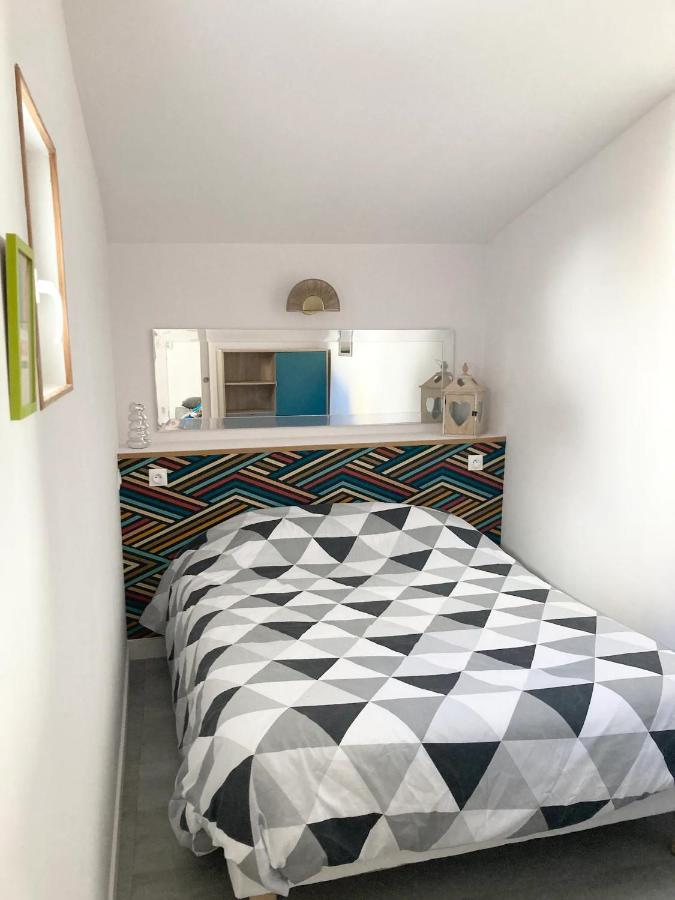 La Petite Maison Tahet, 2 Pers Avec Terrasse Basse-Indre Zewnętrze zdjęcie