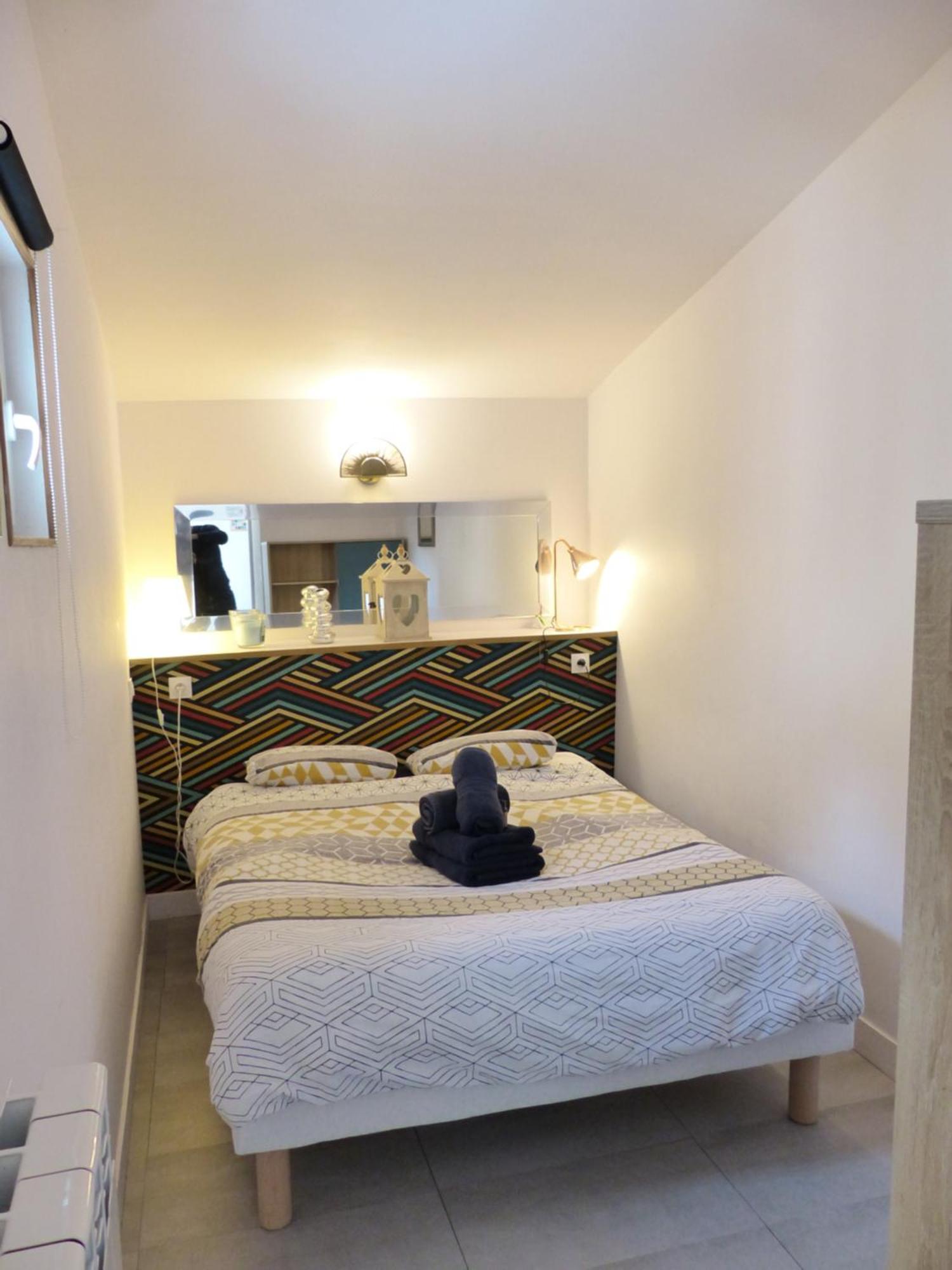 La Petite Maison Tahet, 2 Pers Avec Terrasse Basse-Indre Zewnętrze zdjęcie