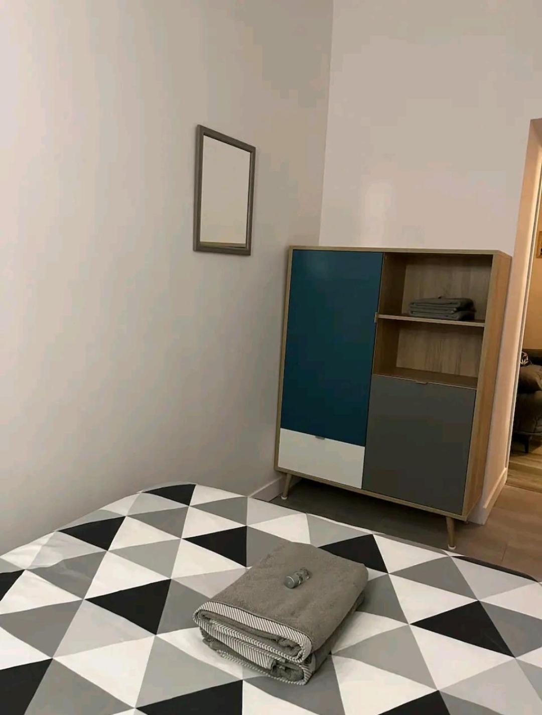 La Petite Maison Tahet, 2 Pers Avec Terrasse Basse-Indre Zewnętrze zdjęcie